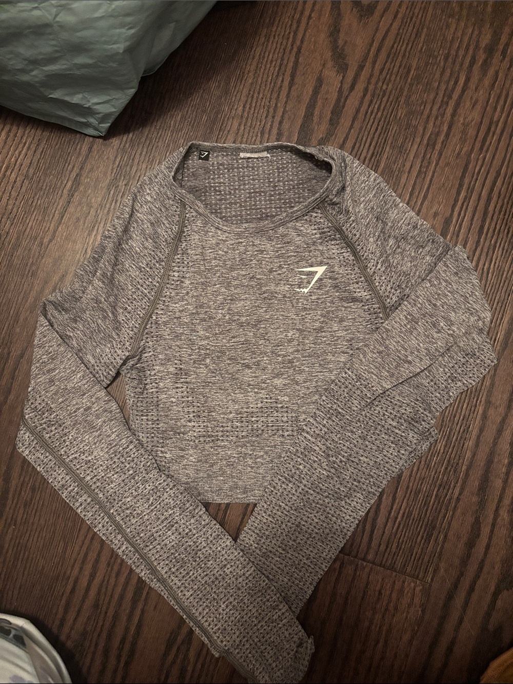 Gymshark Women's Gray Seamless Long Sleeve Crop Top